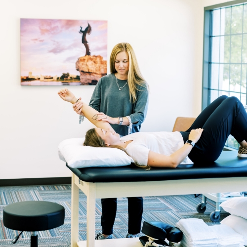 Elbow-pain-physical-therapy-by-phoenix-witchita-hutchinson-ks