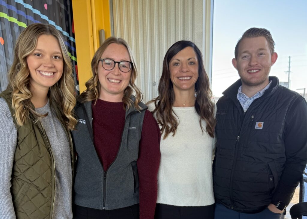 join-our-team-physical-therapy-by-phoenix-witchita-hutchinson-ks